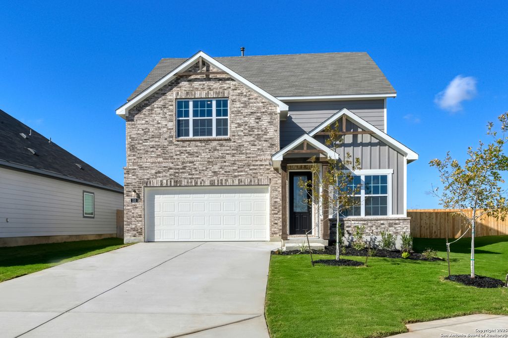 Photo of 153 Beveridge Rd, Seguin, TX 78155 (MLS # 1892665)