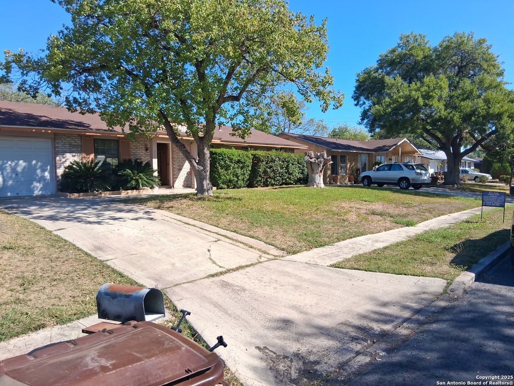 Photo of 7331 Glen MNR, San Antonio, TX 78239 (MLS # 1994205)