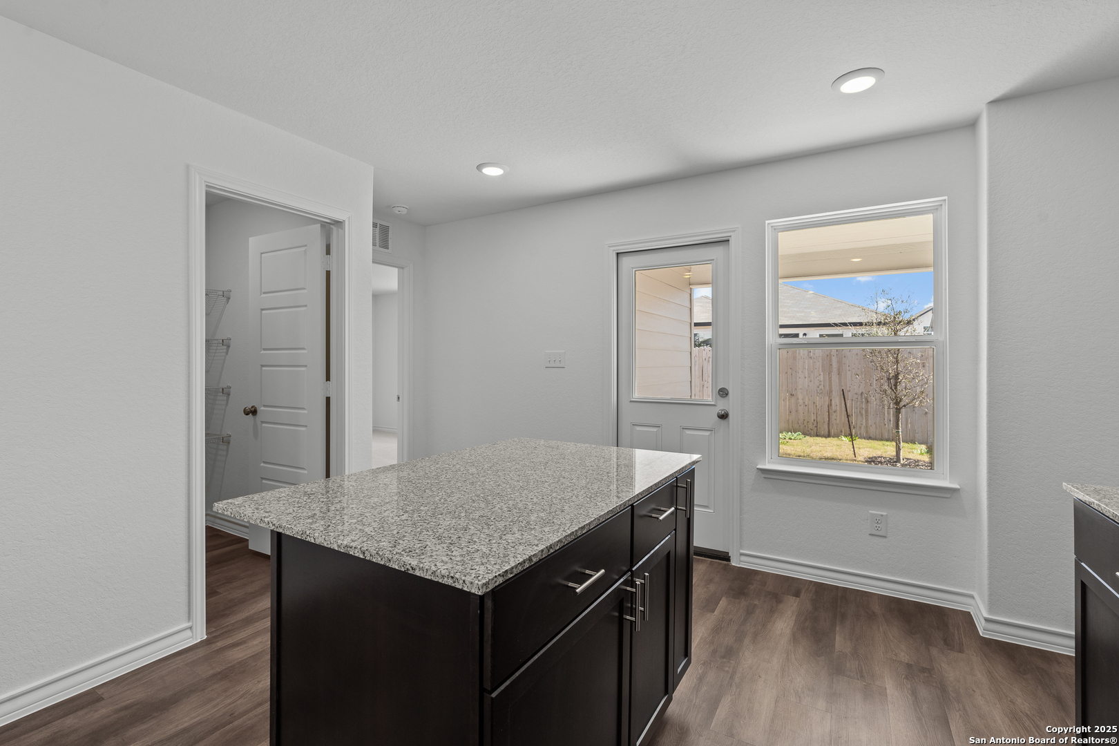 8242 Hamrick Circle