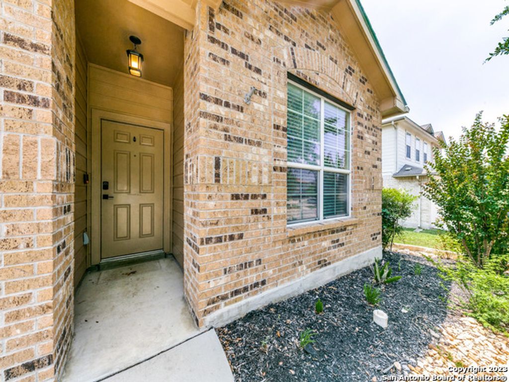 Photo of 764 FOUNTAIN GATE, Cibolo, TX 78108 (MLS # 1916034)