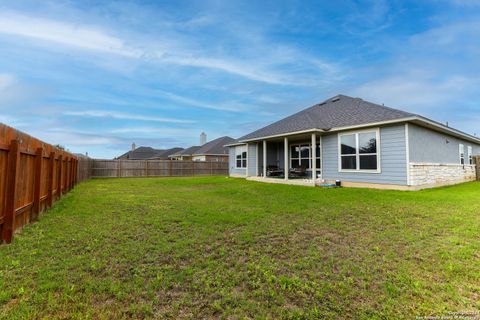 A home in Floresville