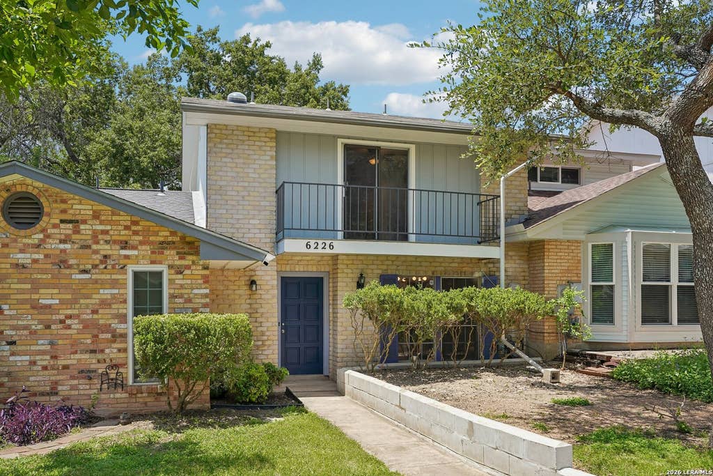Photo of 6226 RUE MARIELYNE ST, Leon Valley, TX 78238 (MLS # 2002962)