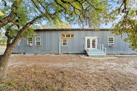 A home in Natalia