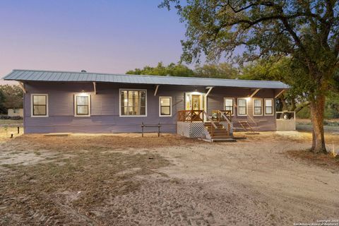 A home in Natalia