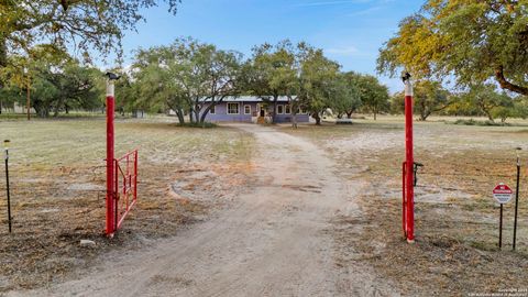 A home in Natalia