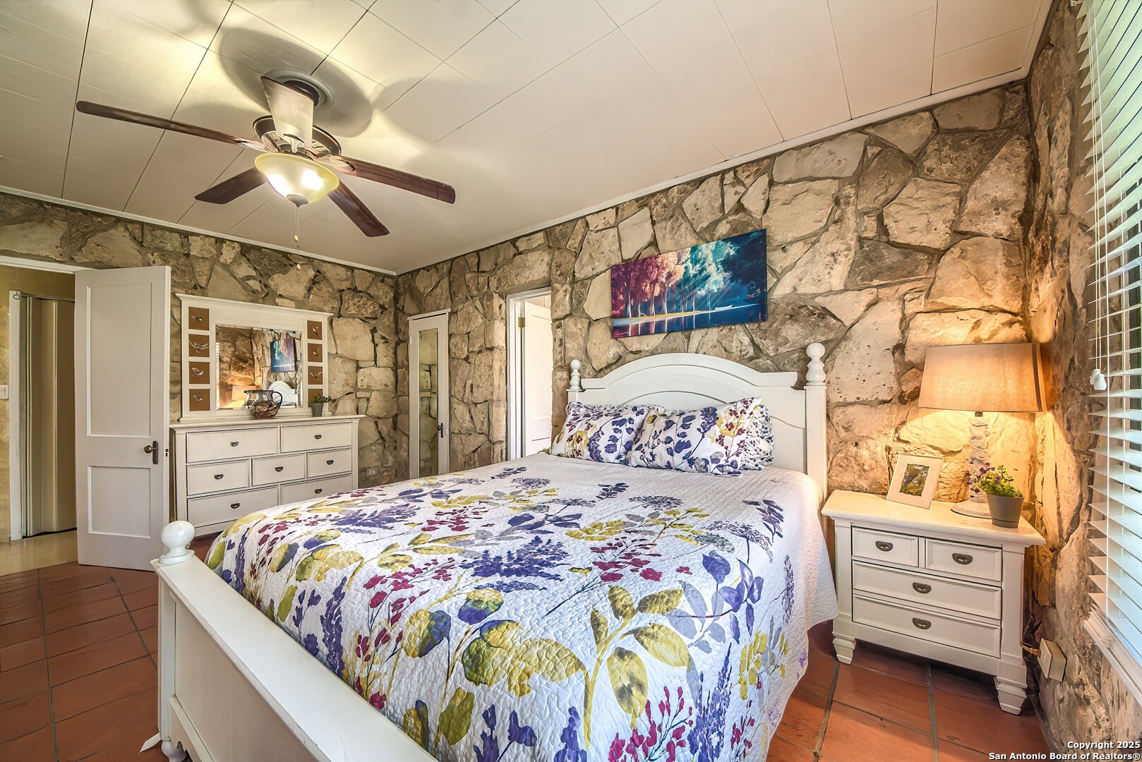 6986 County Road 271