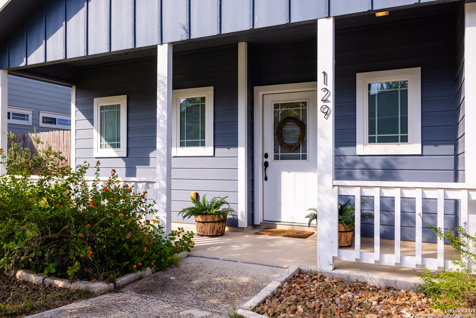 129 N jasper
