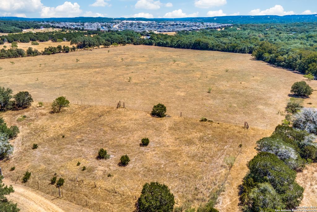 Photo of 00 N Stahl Ln, Bulverde, TX 78163 (MLS # 1822775)