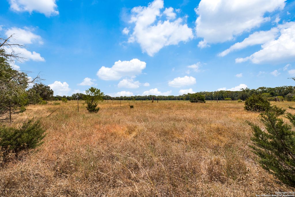 Photo of 00 N Stahl Ln, Bulverde, TX 78163 (MLS # 1822775)