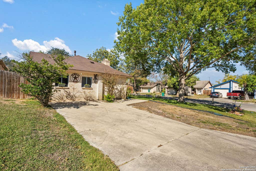 Photo of 8423 CLEAR MDWS, Converse, TX 78109 (MLS # 1972386)