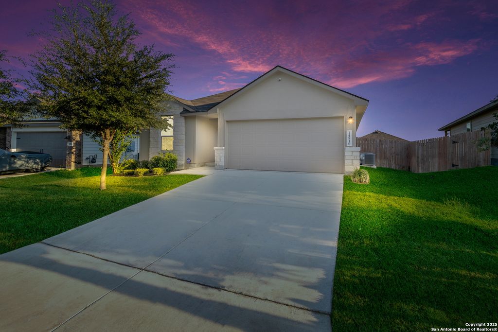 Photo of 14810 Cave Swallow, San Antonio, TX 78253 (MLS # 1916289)