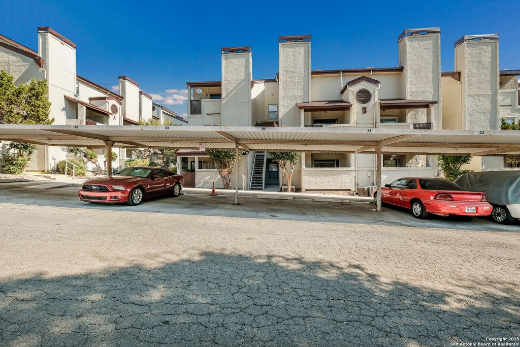 Photo of 5322 Medical Dr B-201 #B-201, San Antonio, TX 78240 (MLS # 1916382)