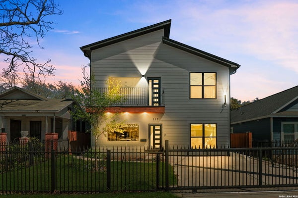 117 CARLE AVE, SAN ANTONIO, TX 78204 - Image 79682df324c8da1160a35b1b232f9331/2059417029