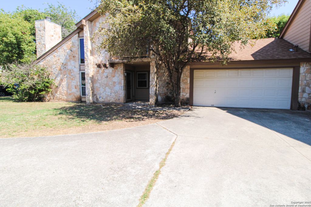 Photo of 14302 Indian Woods, San Antonio, TX 78249 (MLS # 1909523)