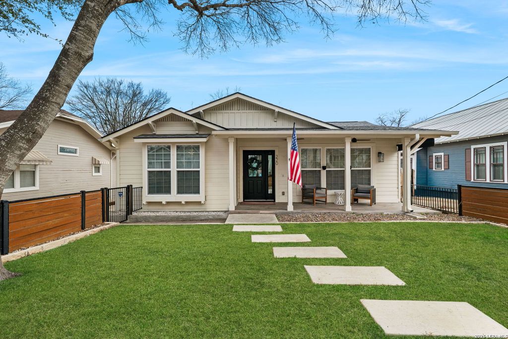 Photo of 220 Argo, Alamo Heights, TX 78209 (MLS # 1943052)