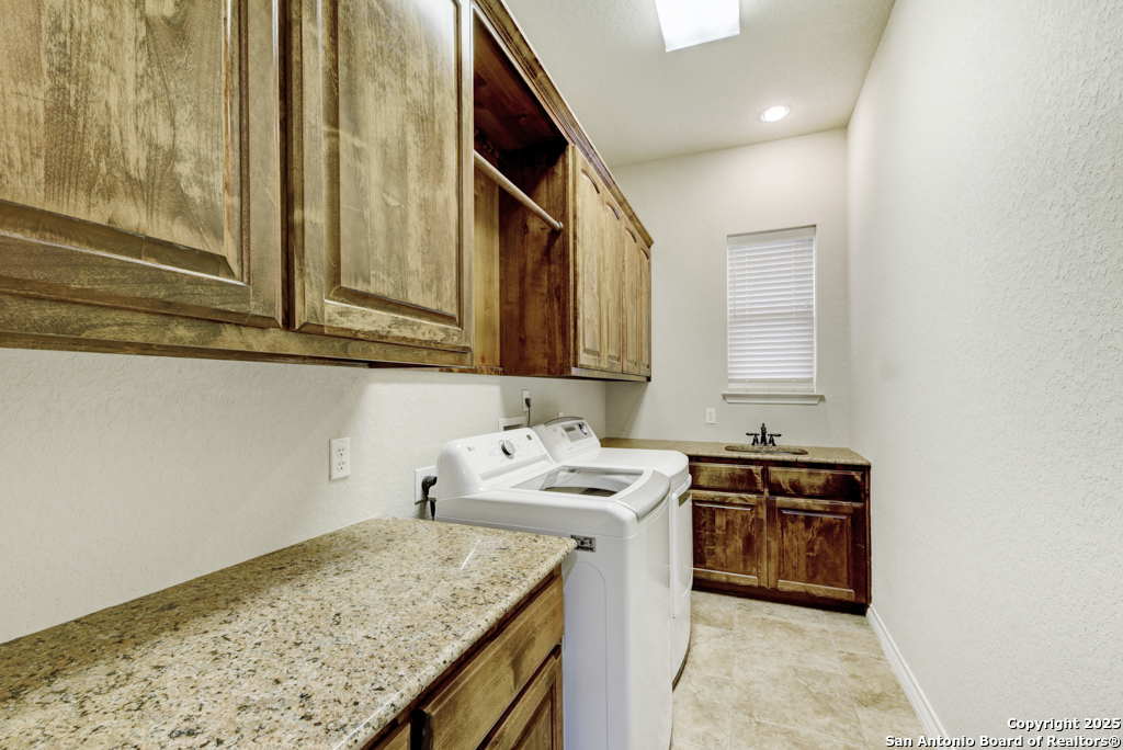 New Braunfels, Texas 78132, United States, 4 Bedrooms Bedrooms, ,4 BathroomsBathrooms,Residential,Active,206173