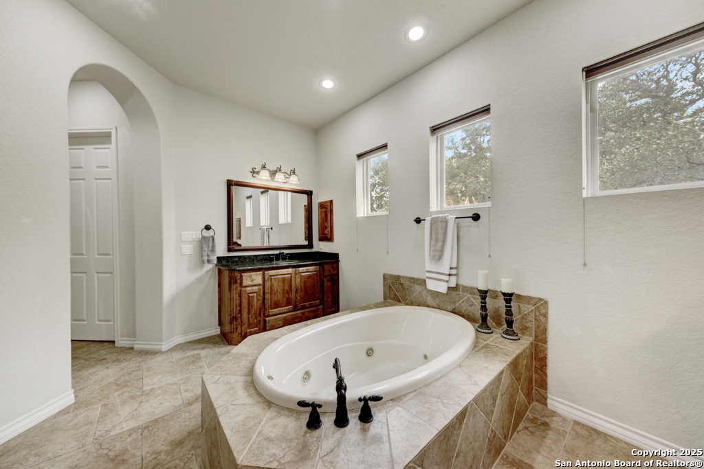 New Braunfels, Texas 78132, United States, 4 Bedrooms Bedrooms, ,4 BathroomsBathrooms,Residential,Active,206173