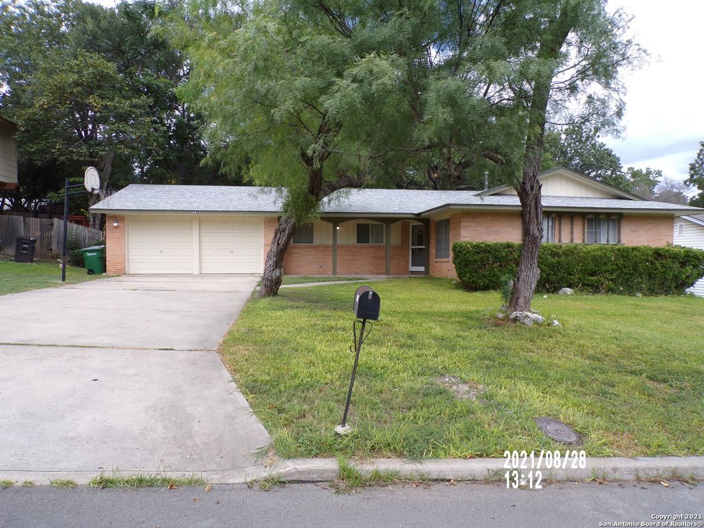 Photo of 6815 FARROW PL, San Antonio, TX 78240 (MLS # 1863851)