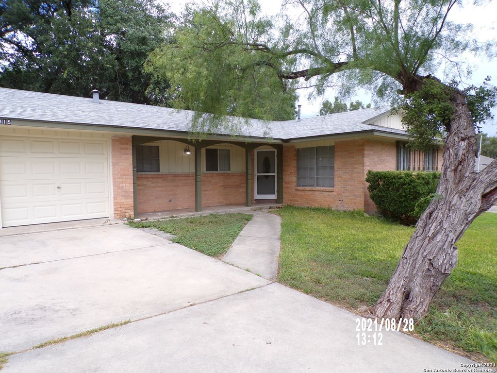 Photo of 6815 FARROW PL, San Antonio, TX 78240 (MLS # 1863851)