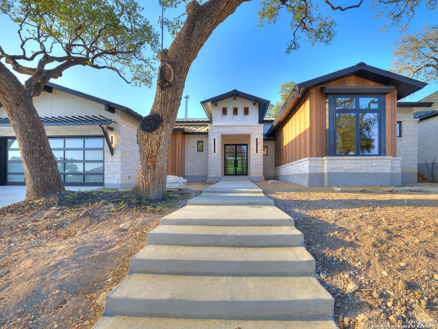 116 Chama Dr