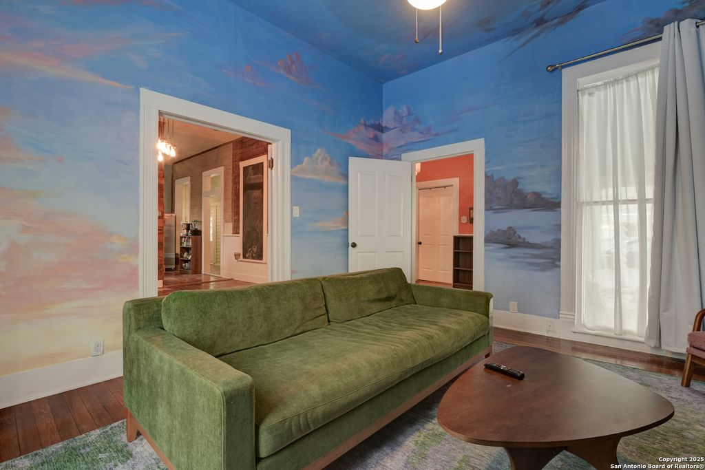 Photo of 529 Mason St, San Antonio, TX 78208 (MLS # 1929081)