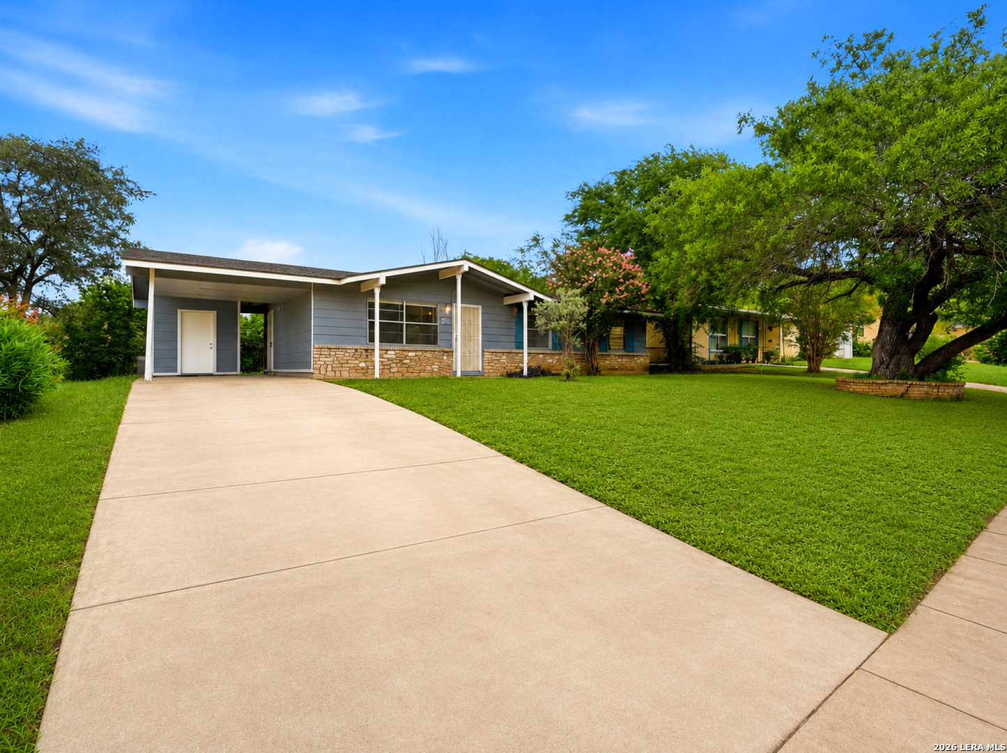 Photo 1 of 32 — 147 Fair Valley, San Antonio, TX 78227