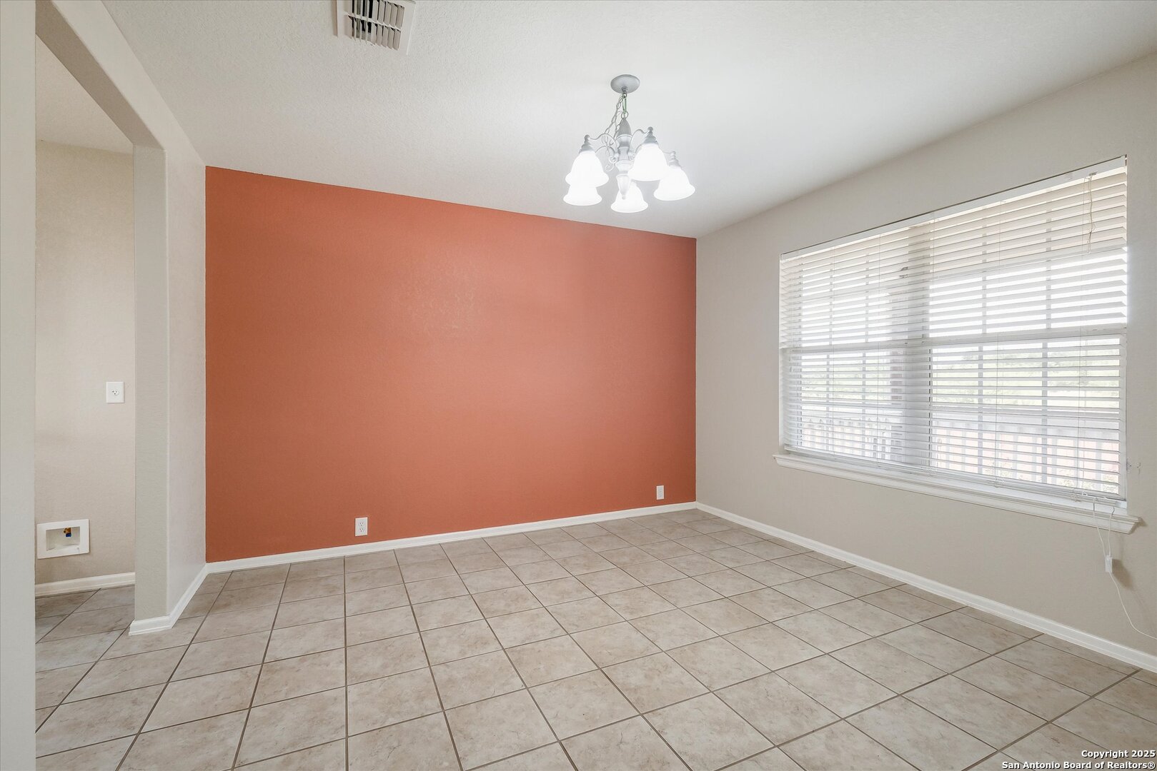 3717 Greenridge