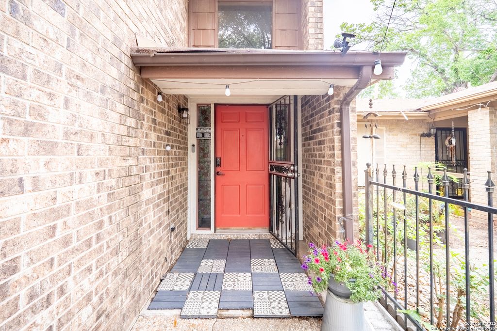 Photo of 6405 Honey Hill, San Antonio, TX 78229 (MLS # 1938493)