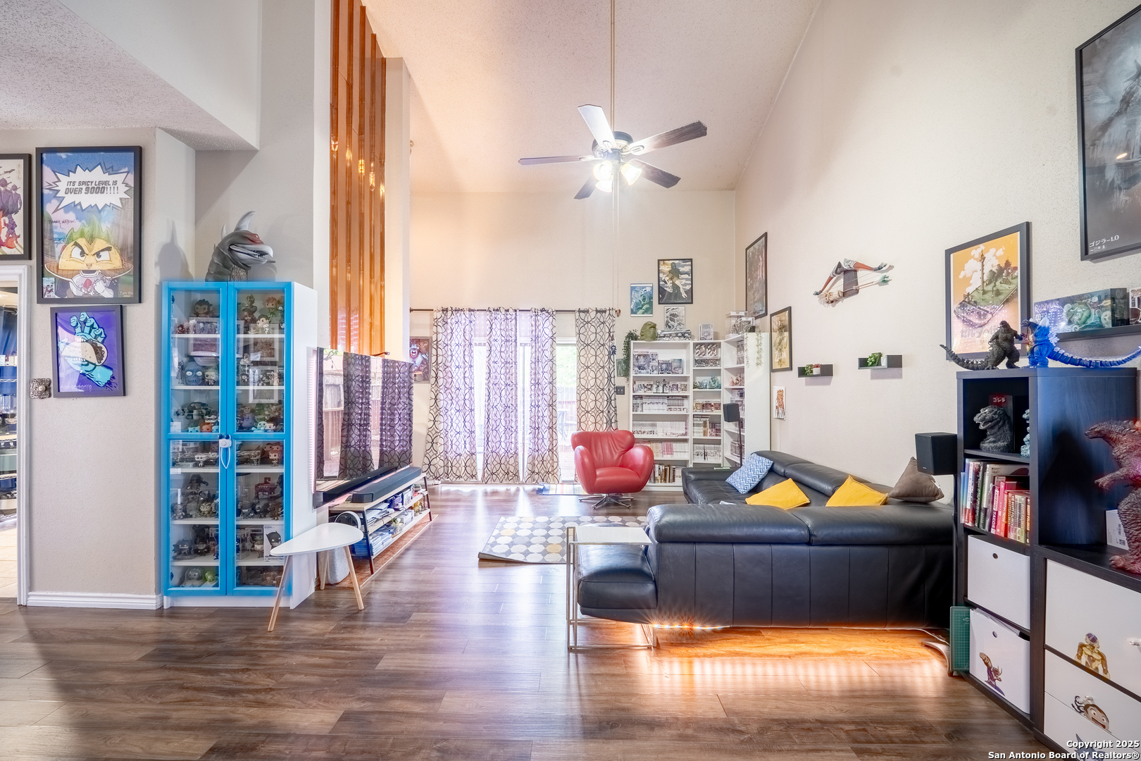 Search 6405 Honey Hill