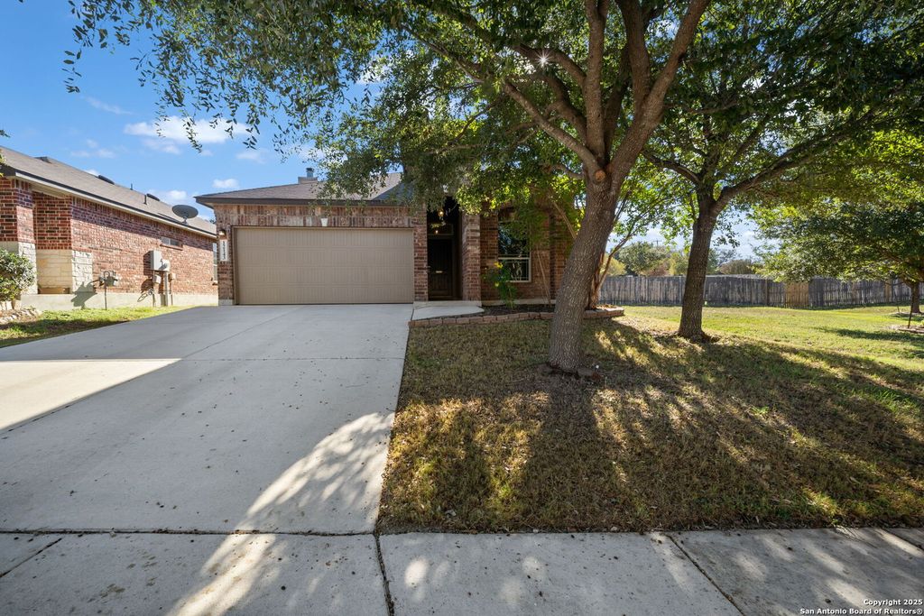Photo of 12143 Potter Circle, San Antonio, TX 78253 (MLS # 1921133)