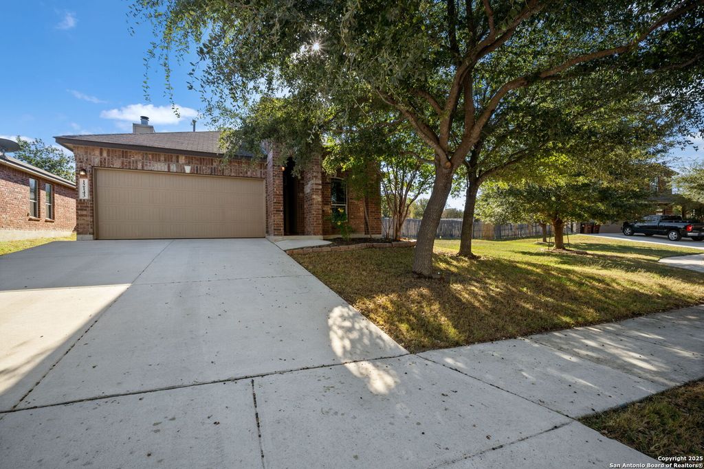 Photo of 12143 Potter Circle, San Antonio, TX 78253 (MLS # 1921133)