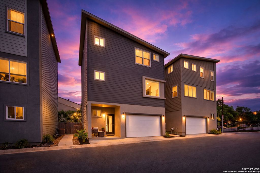 Photo of 1618 W Lawndale #2, San Antonio, TX 78209 (MLS # 1868981)