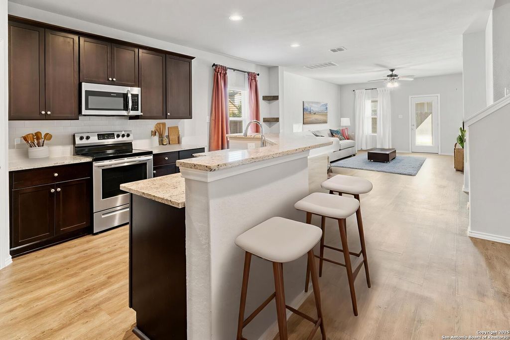 Photo of 4538 Heathers Rose, St Hedwig, TX 78152 (MLS # 1907968)