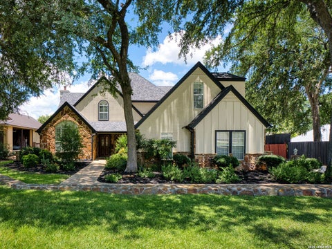 Photo of 230 W HOSACK ST, Boerne, TX 78006 (MLS # 1993162)