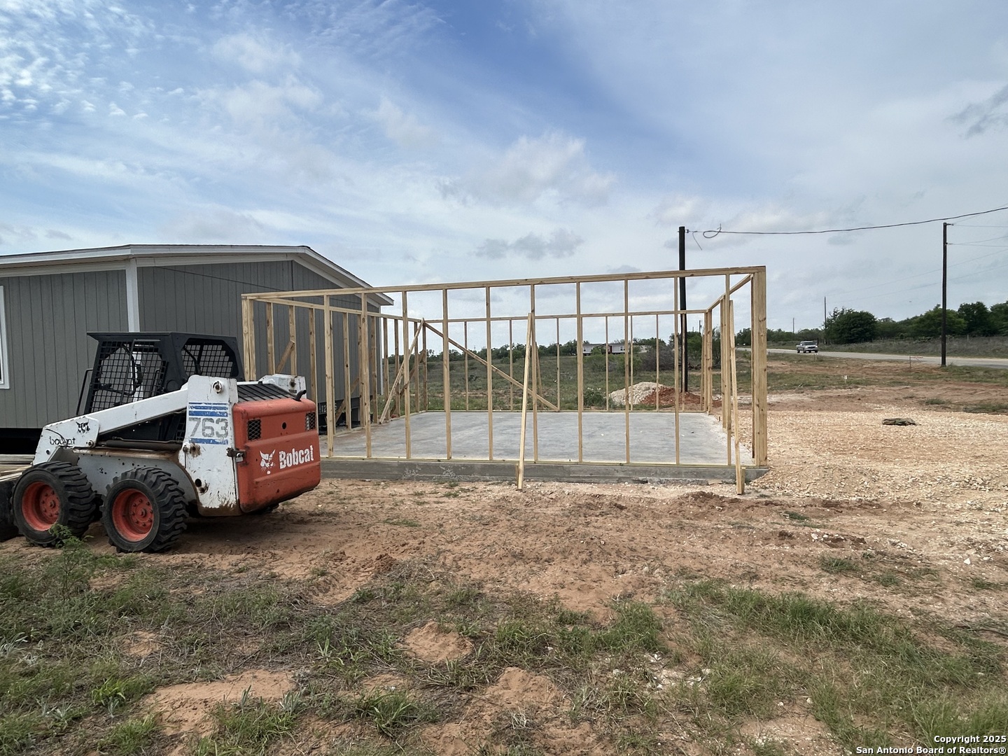 1192 County Road 329
