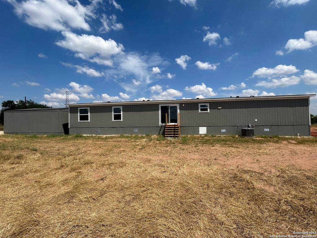 Photo of 1192 County Road 329, Floresville, TX 78114 (MLS # 1861858)