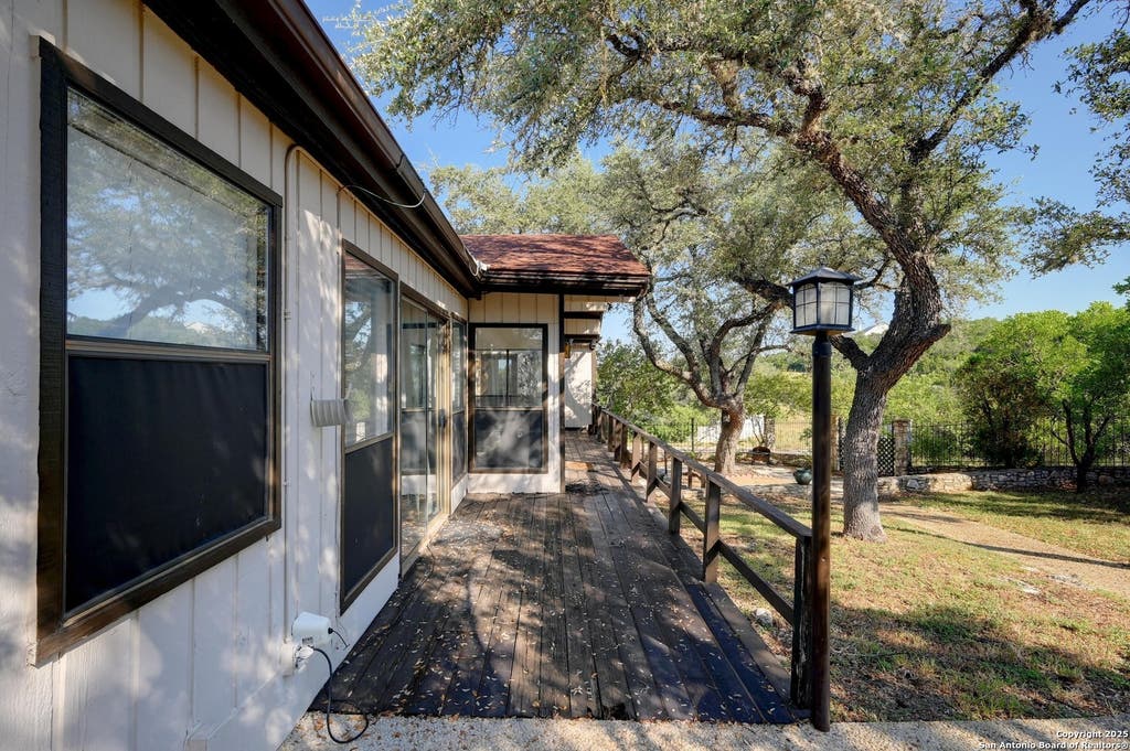 Photo of 16827 Marlhead, Helotes, TX 78023 (MLS # 1887822)