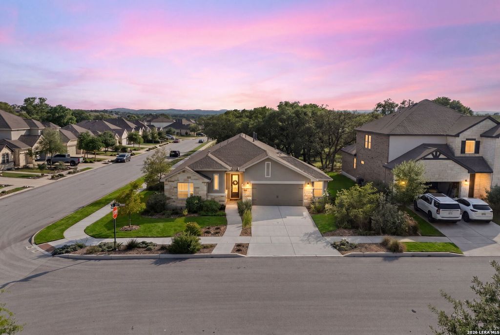 Photo of 102 La Cima, Boerne, TX 78006 (MLS # 1960869)