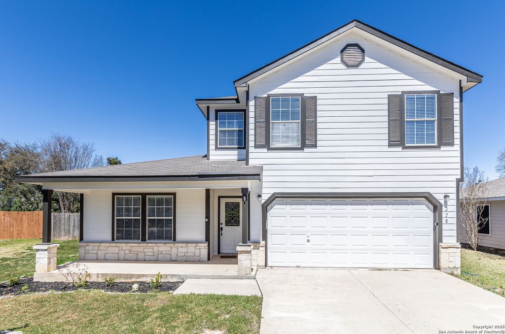 Photo of 228 SOPHIA CIR, Boerne, TX 78006 (MLS # 1959634)