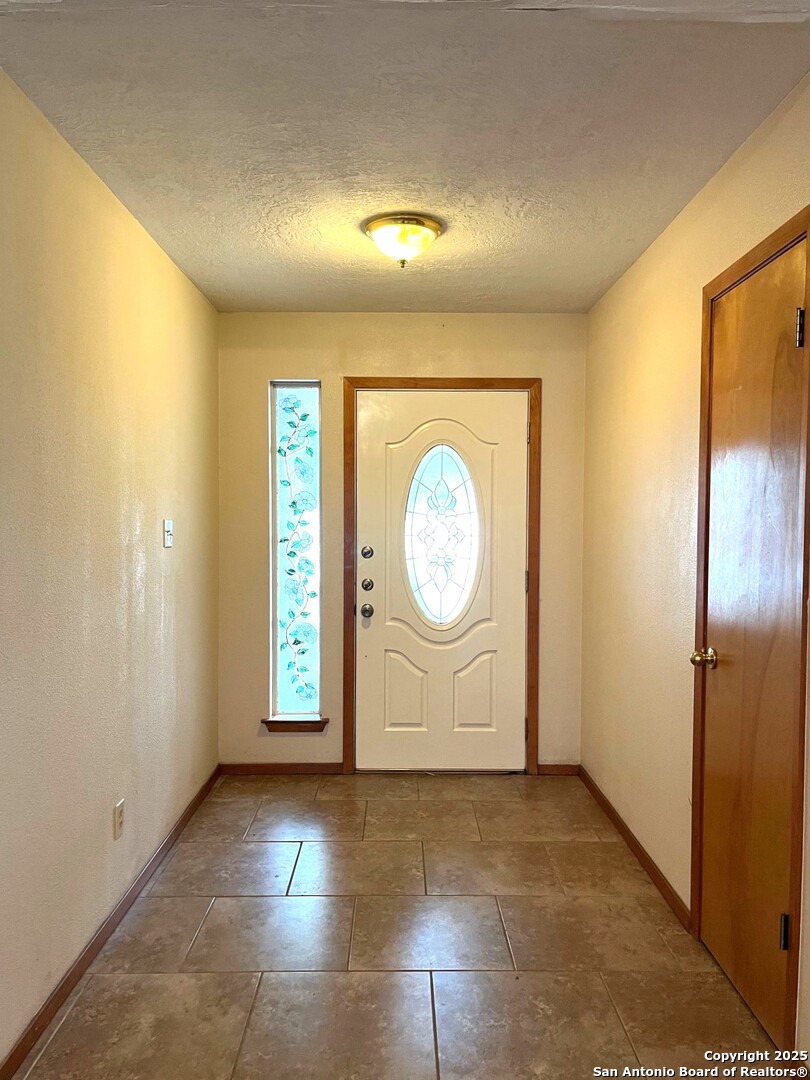 New Braunfels, Texas 78130, United States, 3 Bedrooms Bedrooms, ,2 BathroomsBathrooms,Residential,Active,211868