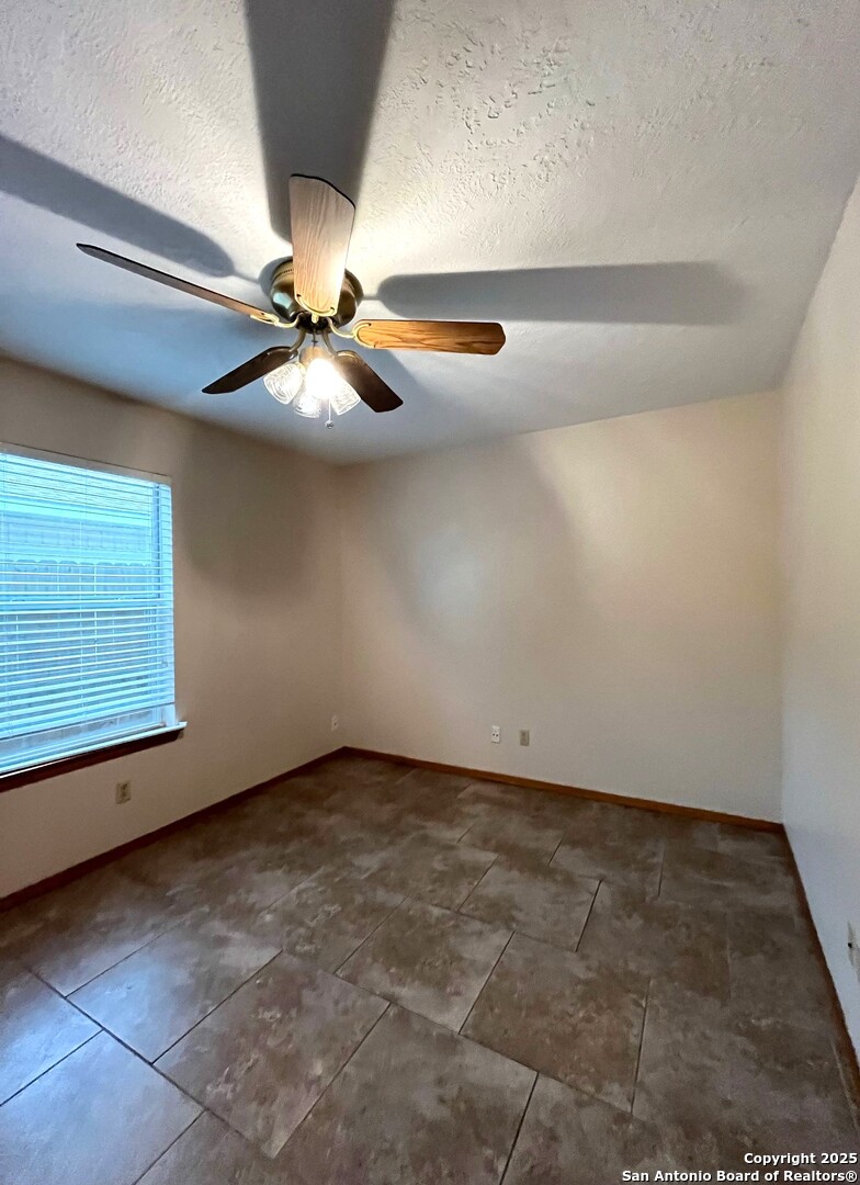 New Braunfels, Texas 78130, United States, 3 Bedrooms Bedrooms, ,2 BathroomsBathrooms,Residential,Active,211868