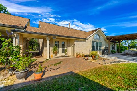 A home in McQueeney