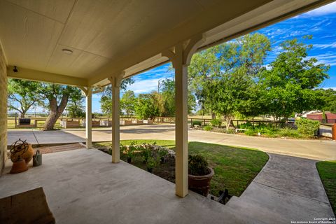 A home in McQueeney