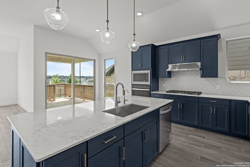 Photo of 133 Merry Calf Lane, Boerne, TX 78006 (MLS # 1922992)