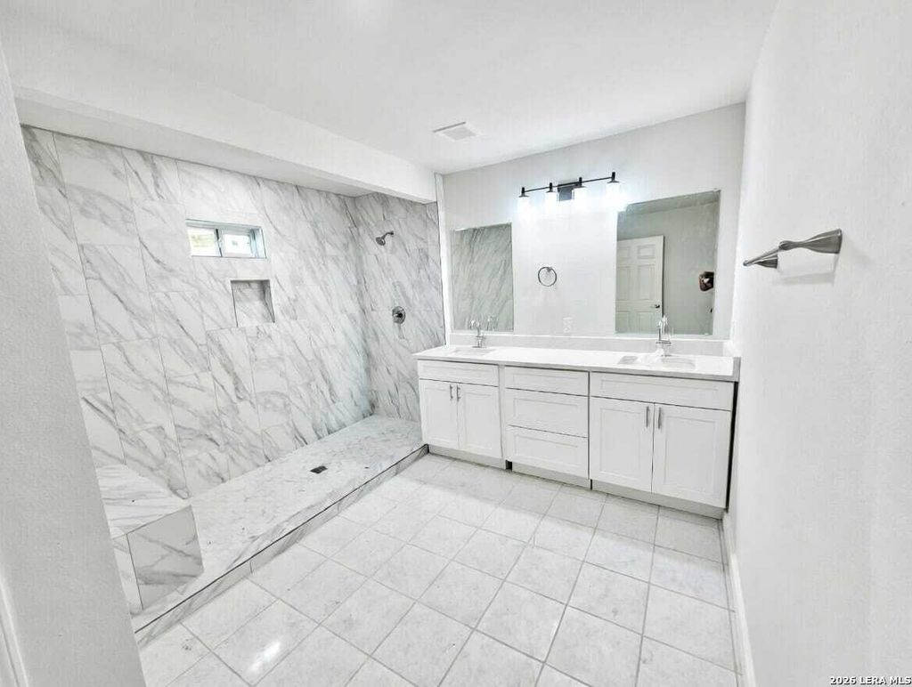 Photo of 4150 4150 COMMERCIAL AVE, San Antonio, TX 78221 (MLS # 1951487)