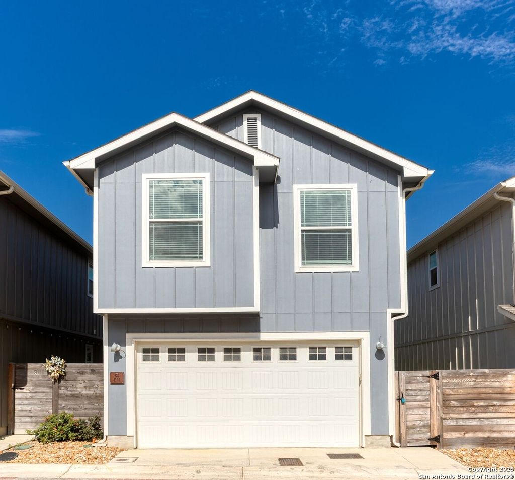 Photo of 1511 E Sandalwood ln, #11, San Antonio, TX 78209 (MLS # 1887747)