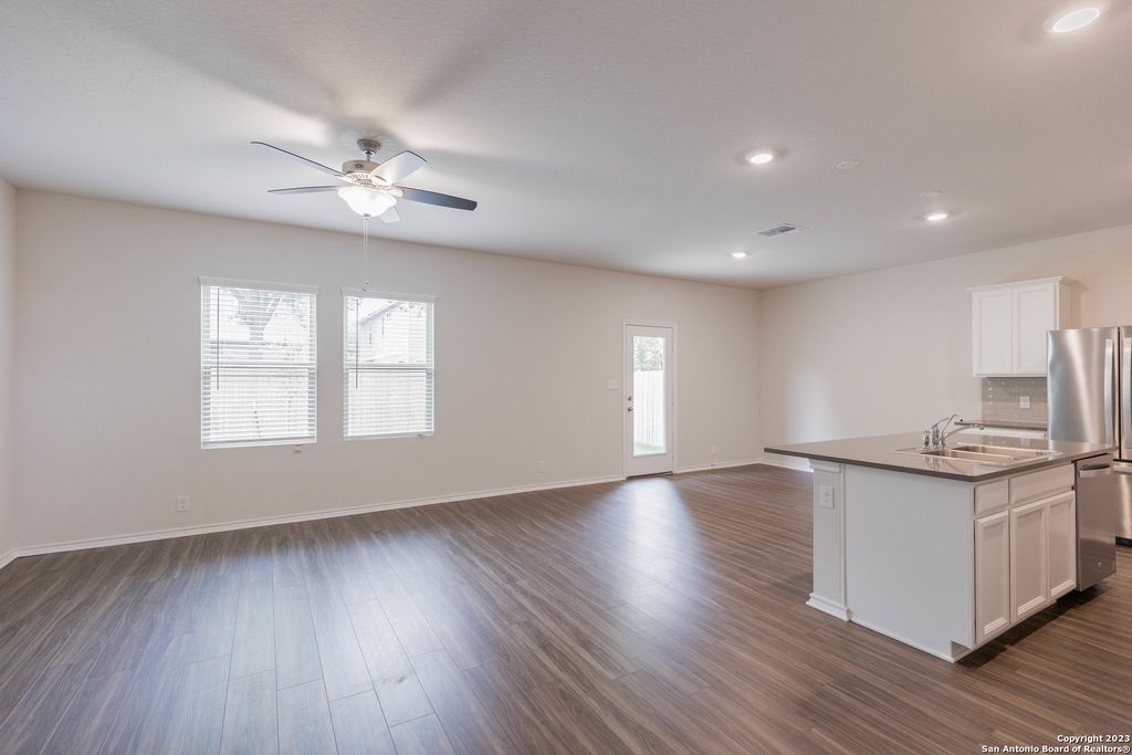 Photo of 6806 prue 28 #28, San Antonio, TX 78240 (MLS # 1924539)