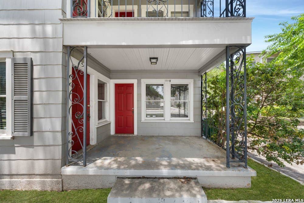 Photo of 109 W Norwood Ct 2 #2, San Antonio, TX 78212 (MLS # 2003529)