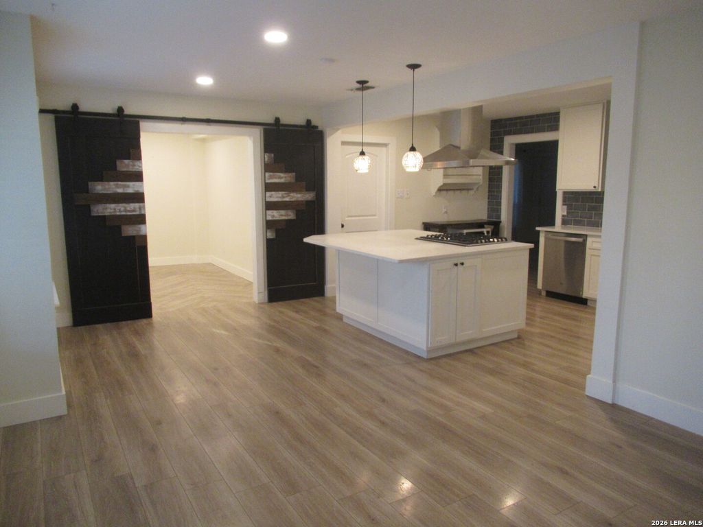 Photo of 635 Redcliff, San Antonio, TX 78216 (MLS # 1938186)