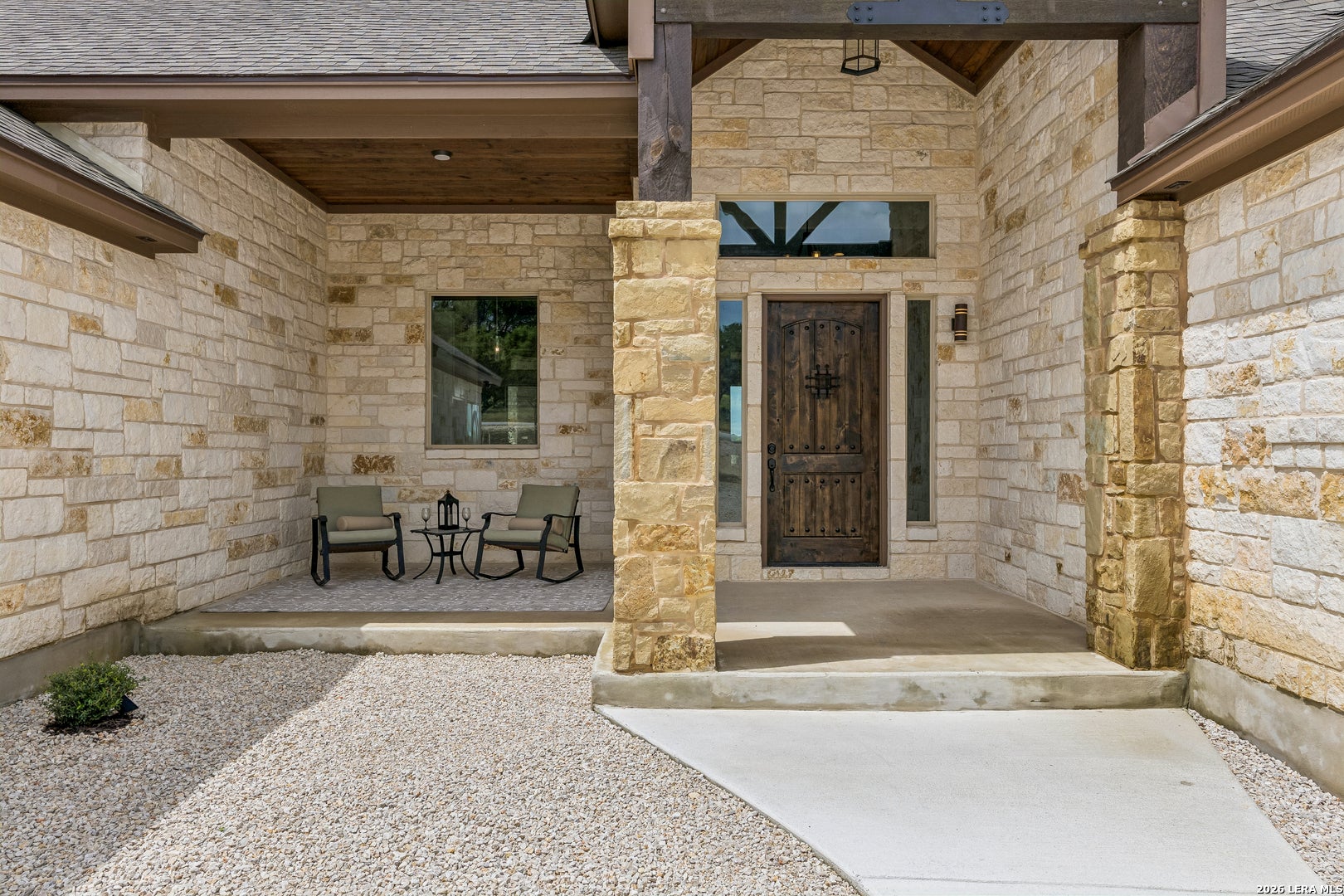 169 LONGWOOD DR